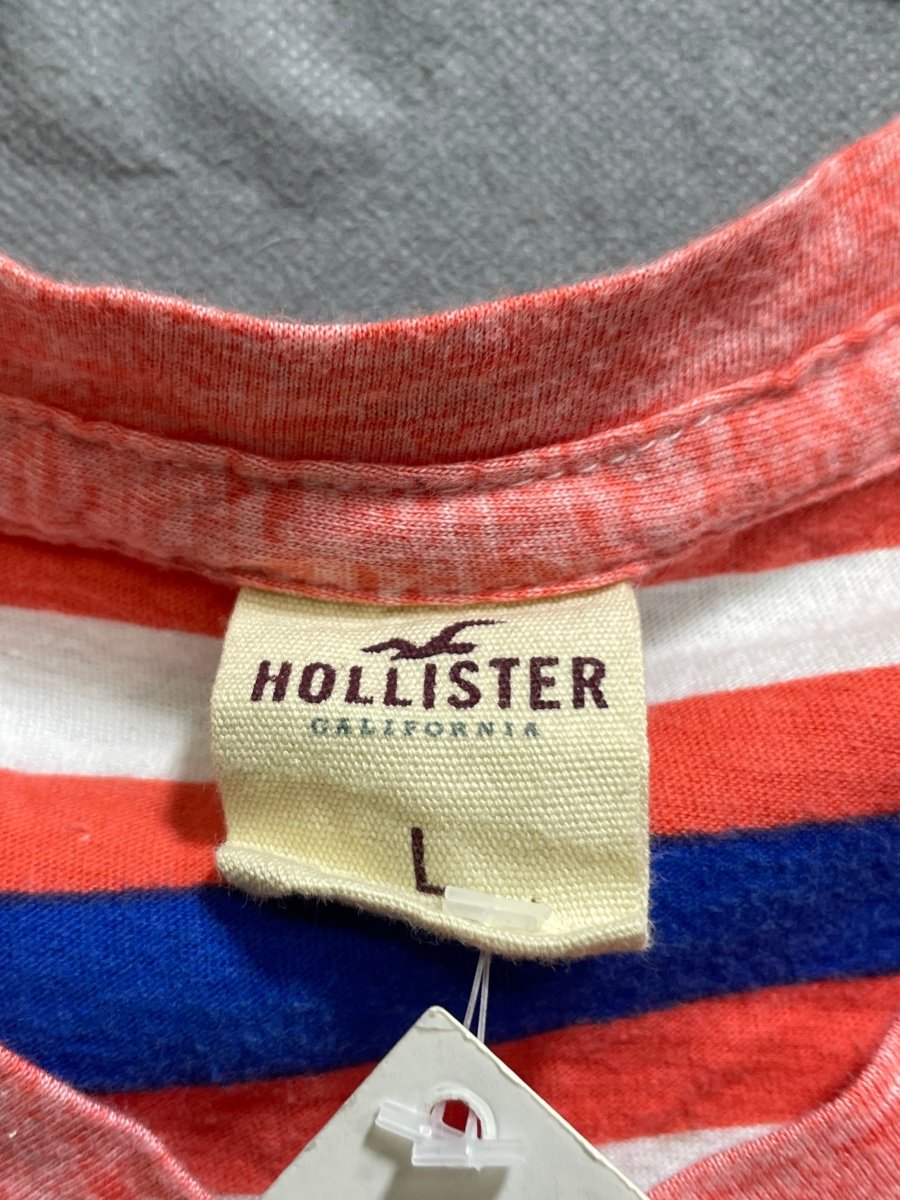 Hollister Red Cotton T Shirt For Men L - Preloved Labels