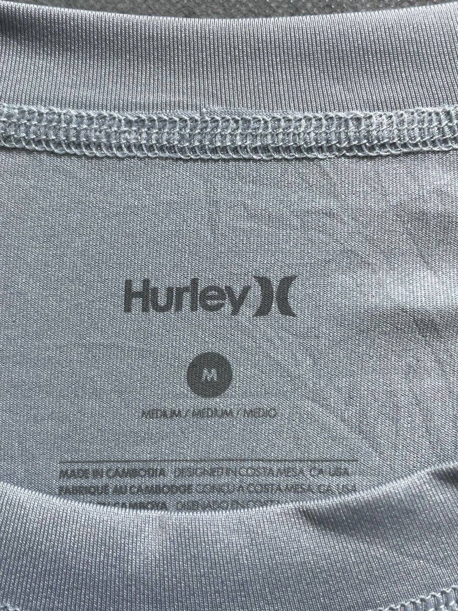 Hurley Gray For Men Sports T Shirt M - Preloved Labels