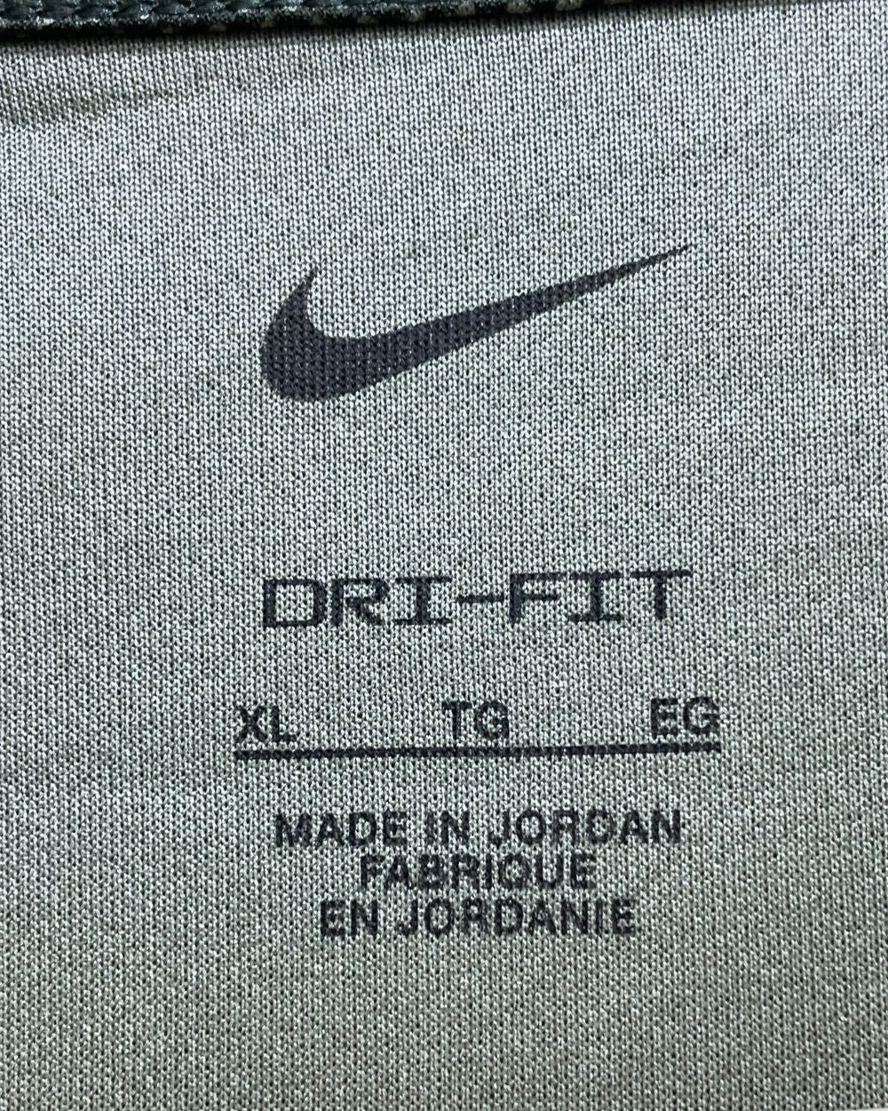 Nike Camouflage Sport For Women T Shirt XL - Preloved Labels