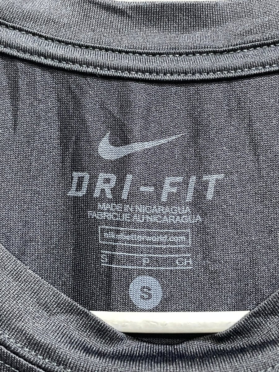 Nike Dri Fit Black For Men Sports T Shirt S - Preloved Labels