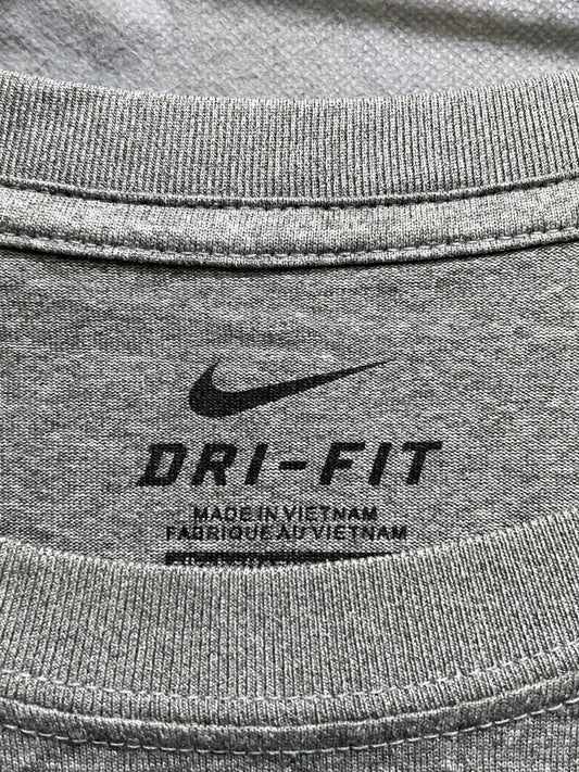 Nike Dri Fit Gray For Men Sports T Shirt S - Preloved Labels