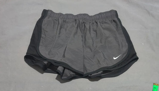 Nike Dri Fit Women Gray Sport Short – Preloved Labels (view 2)