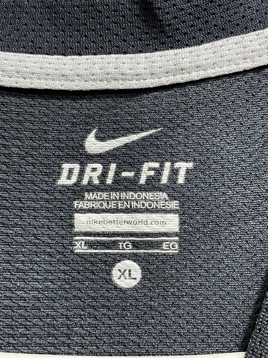 Nike Gray For Men Sports Vest T Shirt M - Preloved Labels