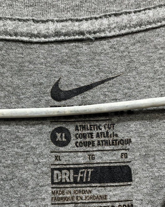 Nike The Tee Gray Sports For Men T Shirt XL - Preloved Labels