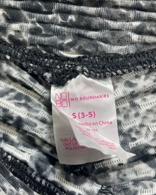 No Boundaries Grey Polyester Stretch Gym tights For Women S - Preloved Labels