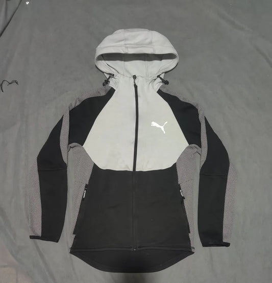 Puma Women Gray Cotton Zipper S – Preloved Labels (view 2)