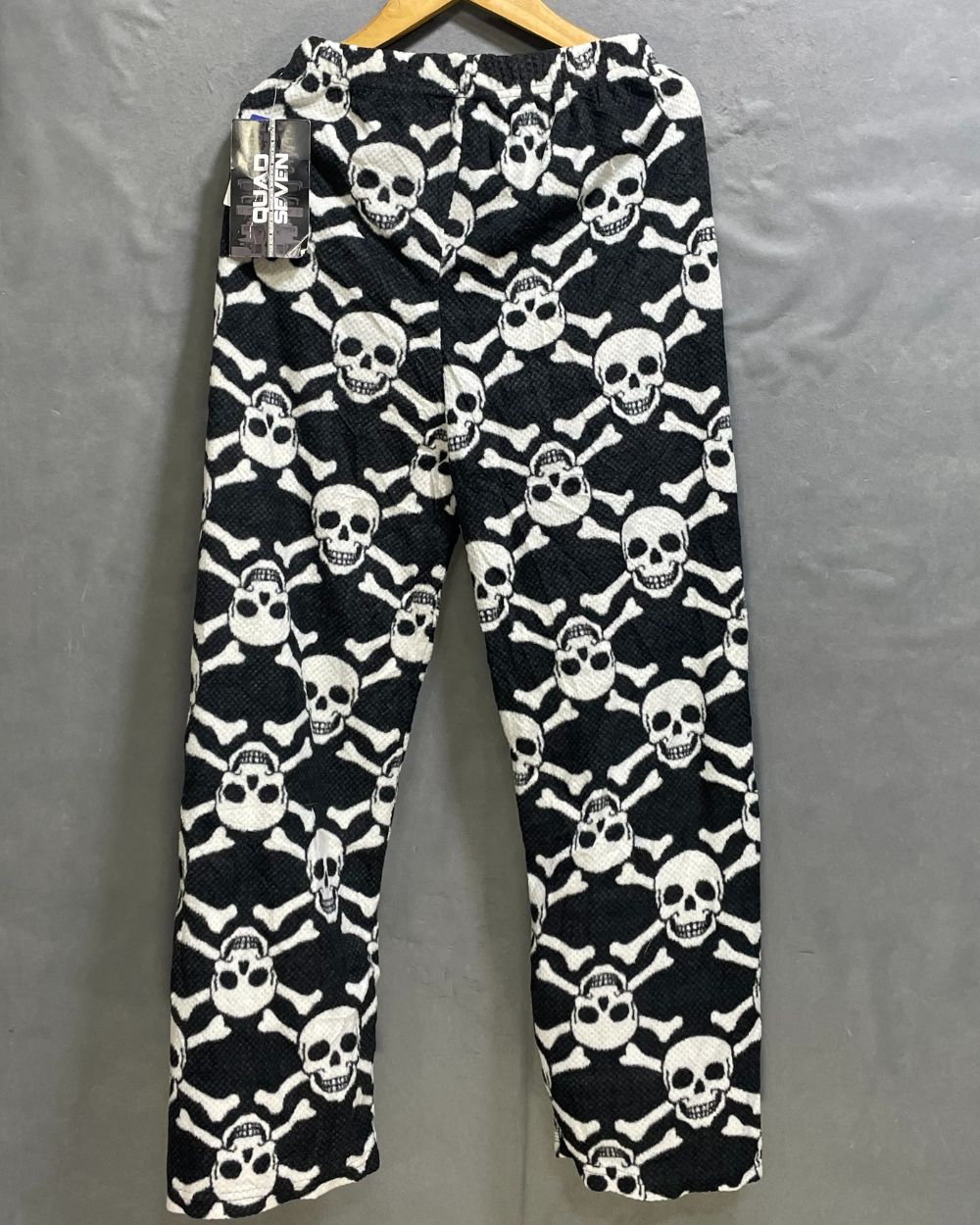 Quad Seven Black Polyester Jersey For Boy 16 Years - Preloved Labels