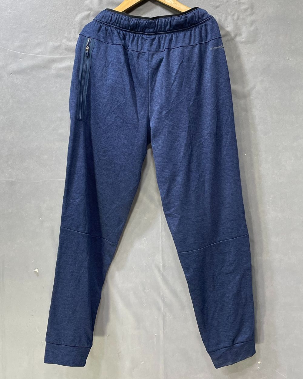 Russell Blue Polyester Jersey For Boy 20 Years - Preloved Labels