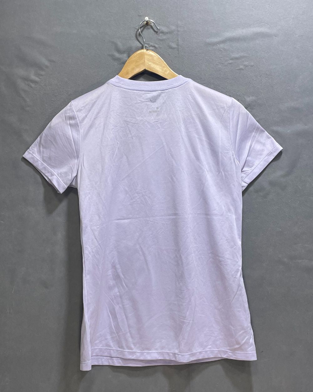 The Nike Tee Purple Polyester Jersey Sport For Women T Shirt Small - Preloved Labels