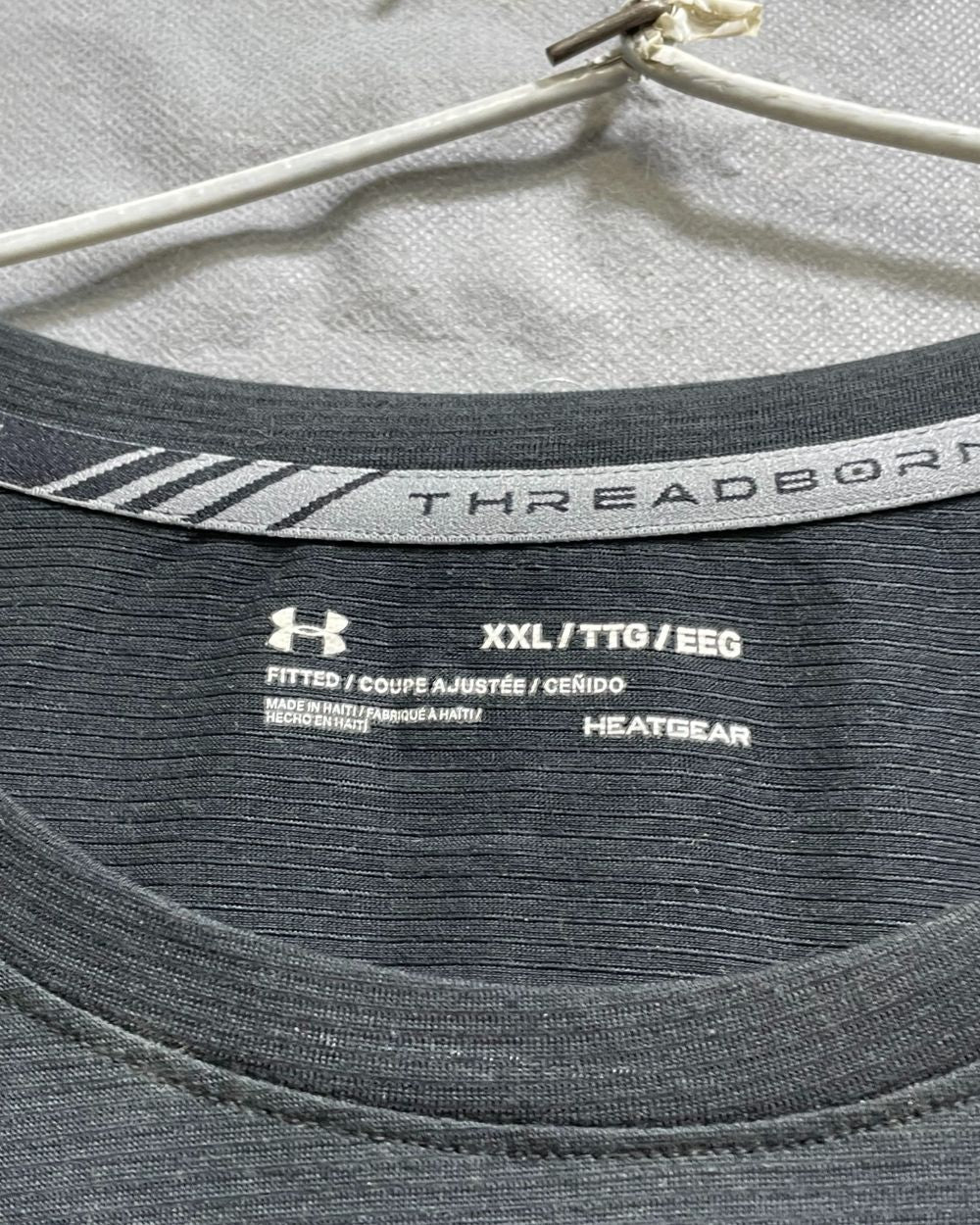 Under Armour Black For Men Sports T Shirt XL - Preloved Labels
