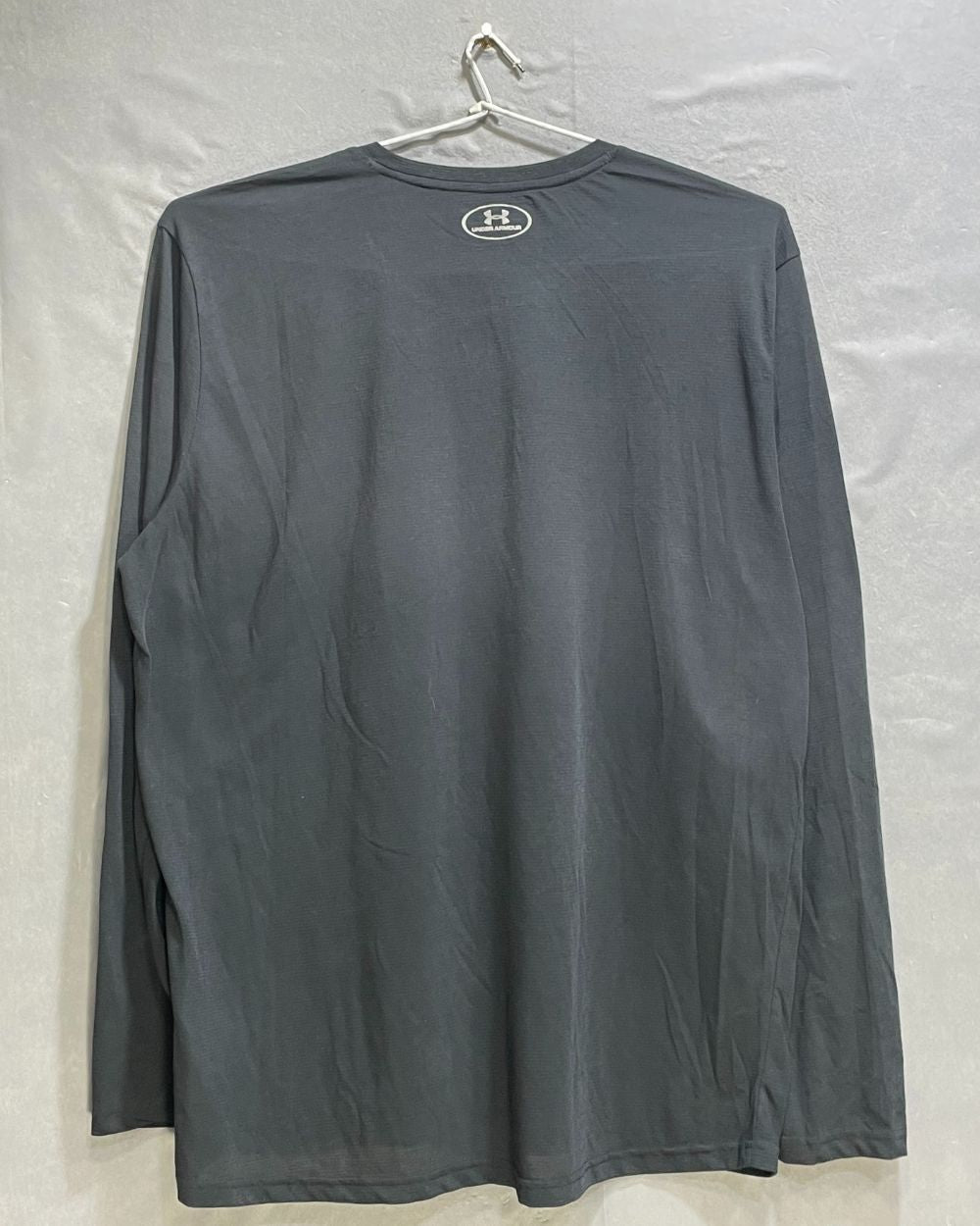 Under Armour Black For Men Sports T Shirt XL - Preloved Labels