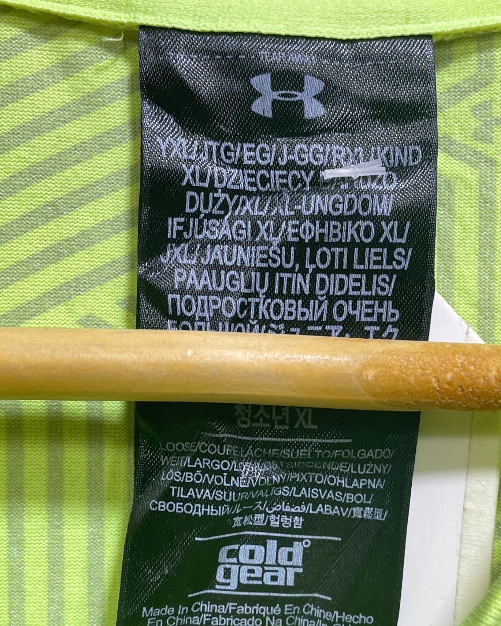 Under Armour Green Sport For Women T Shirt S - Preloved Labels