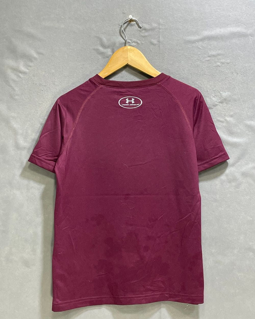 Under Armour Maroon Sports T Shirt For Boy 12 Years - Preloved Labels