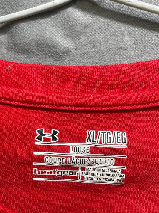 Under Armour Red For Men Sports T Shirt XL - Preloved Labels