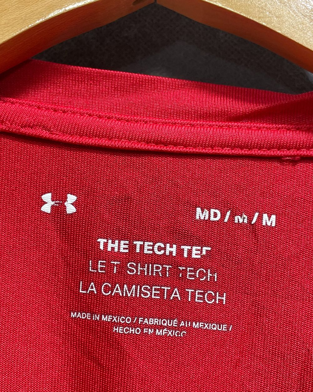 Under Armour Red Polyester Jersey Sport For Women T Shirt Medium - Preloved Labels