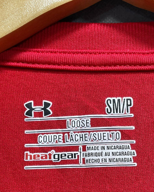 Under Armour Red Sport For Women T Shirt Medium - Preloved Labels