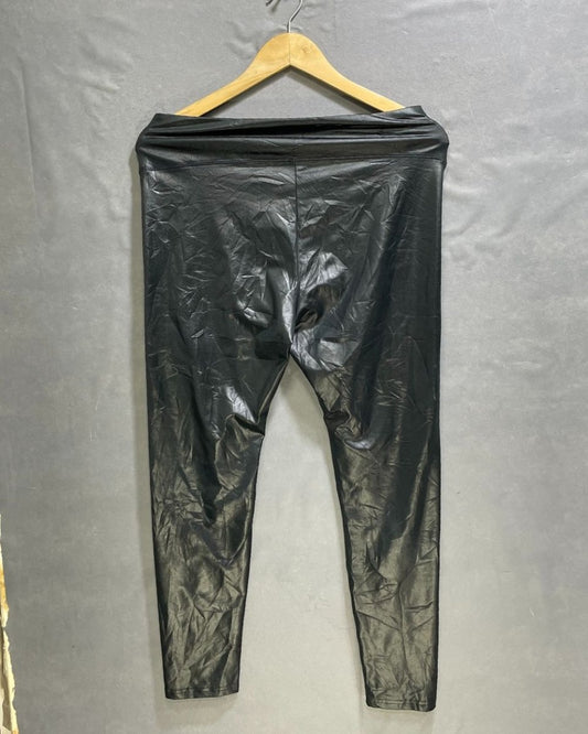 Wild Fable Black Polyester Stretch Gym tights For Women L - Preloved Labels