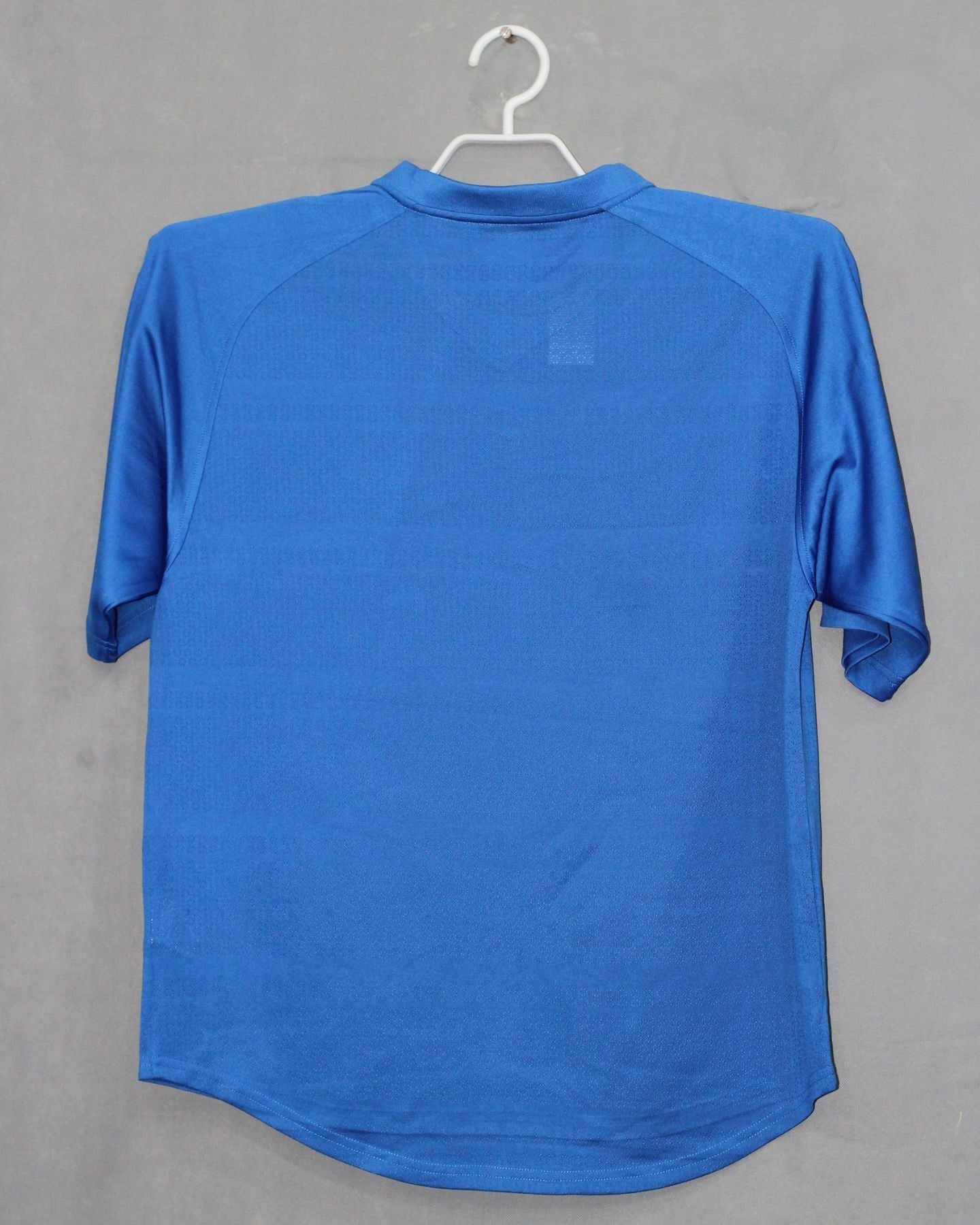 Nike Vintage Branded Original For Sports V Neck Men T Shirt Medium | Preloved Labels