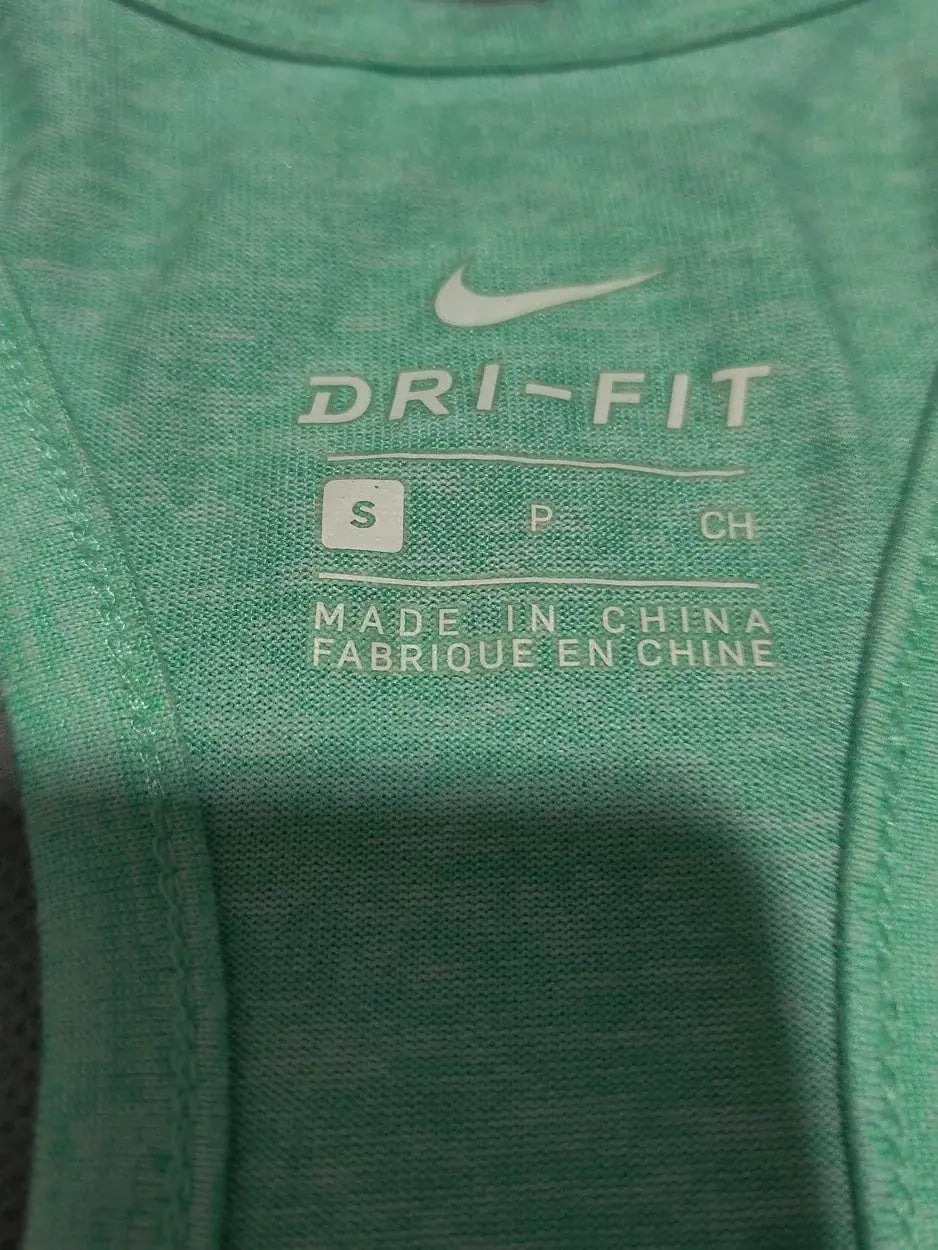 Nike Dri Fit Women Sport Green Vest T Shirt S – Preloved Labels (view 3)
