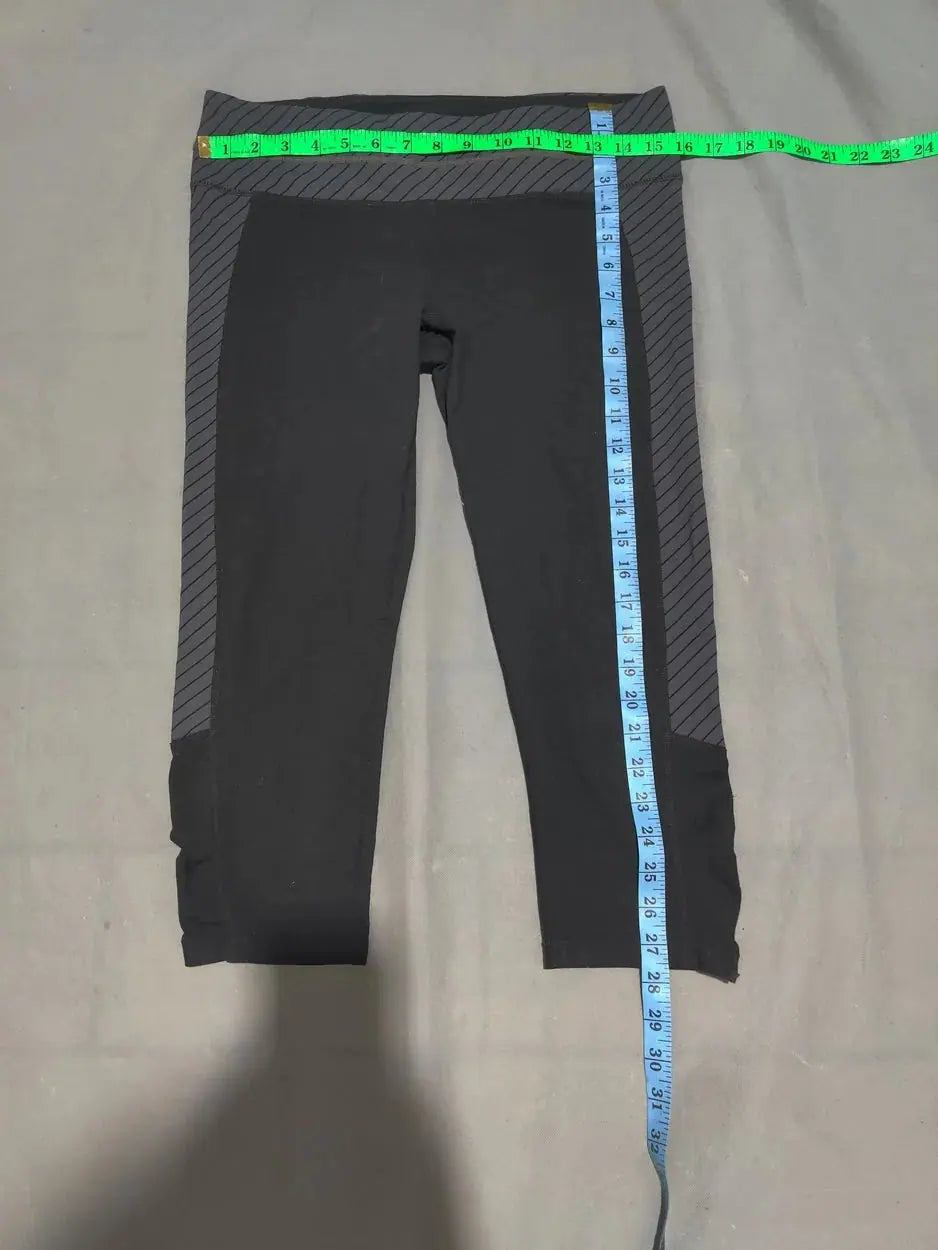 Athleta Women Black Sport Tights – Preloved Labels (view 4)