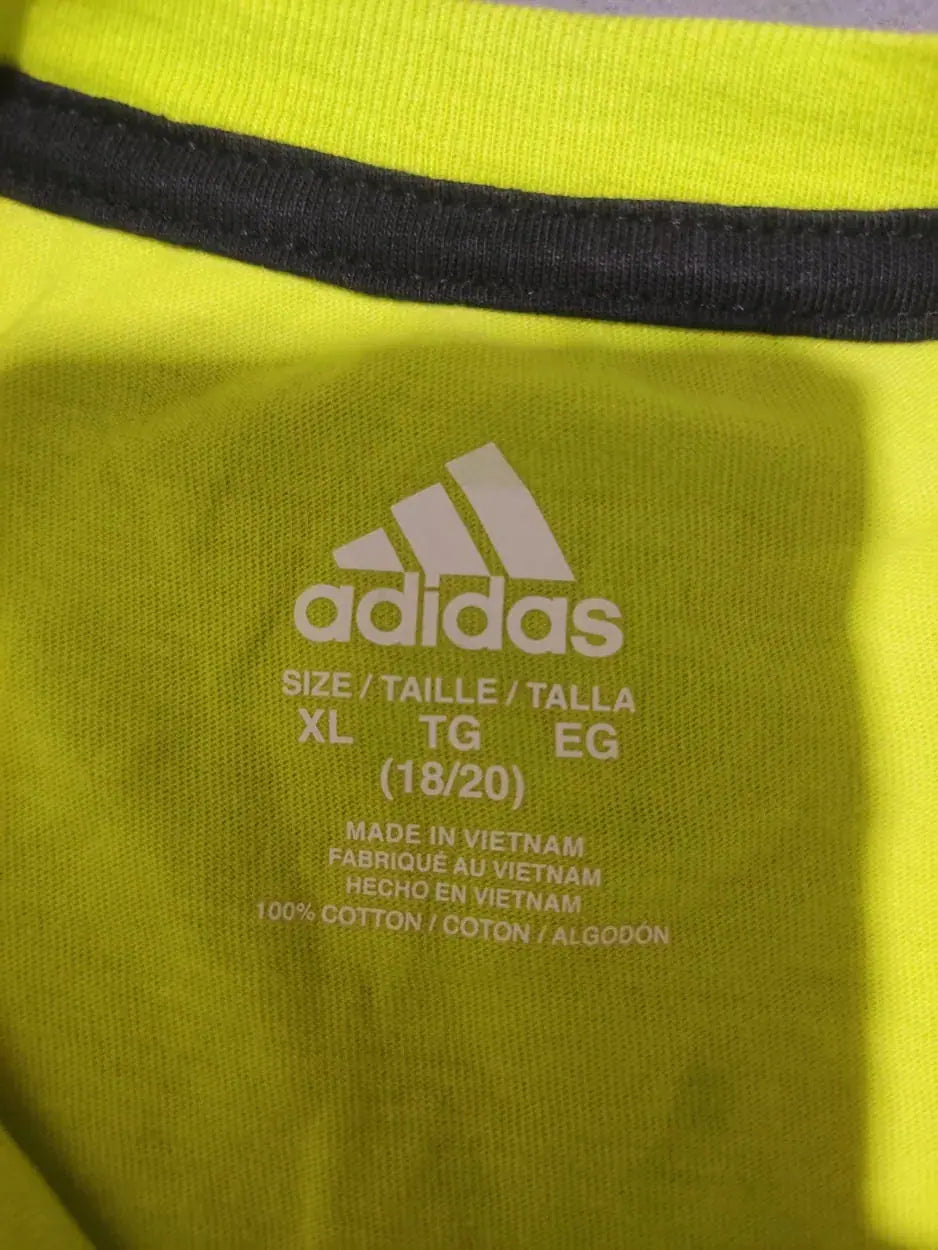 Adidas Men Cotton Green T Shirt XL – Preloved Labels (view 3)