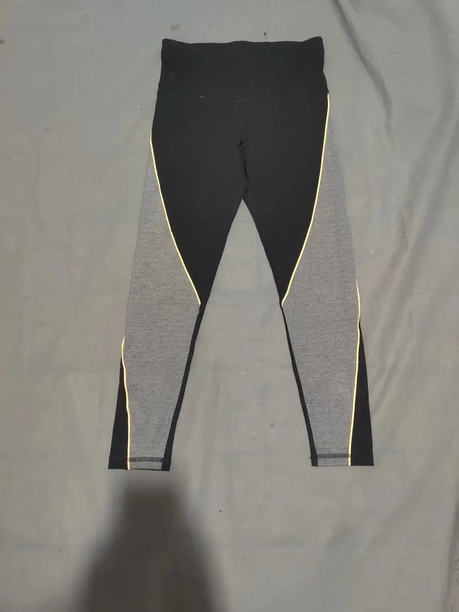 Xersion Women Black Sport Tights – Preloved Labels (view 2)