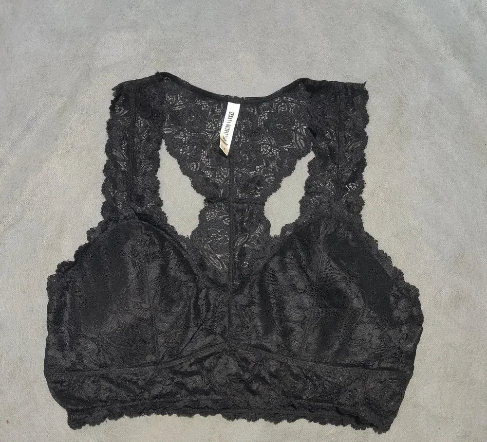 Zenana Outfitters Women Black Sport Bra – Preloved Labels (view 2)