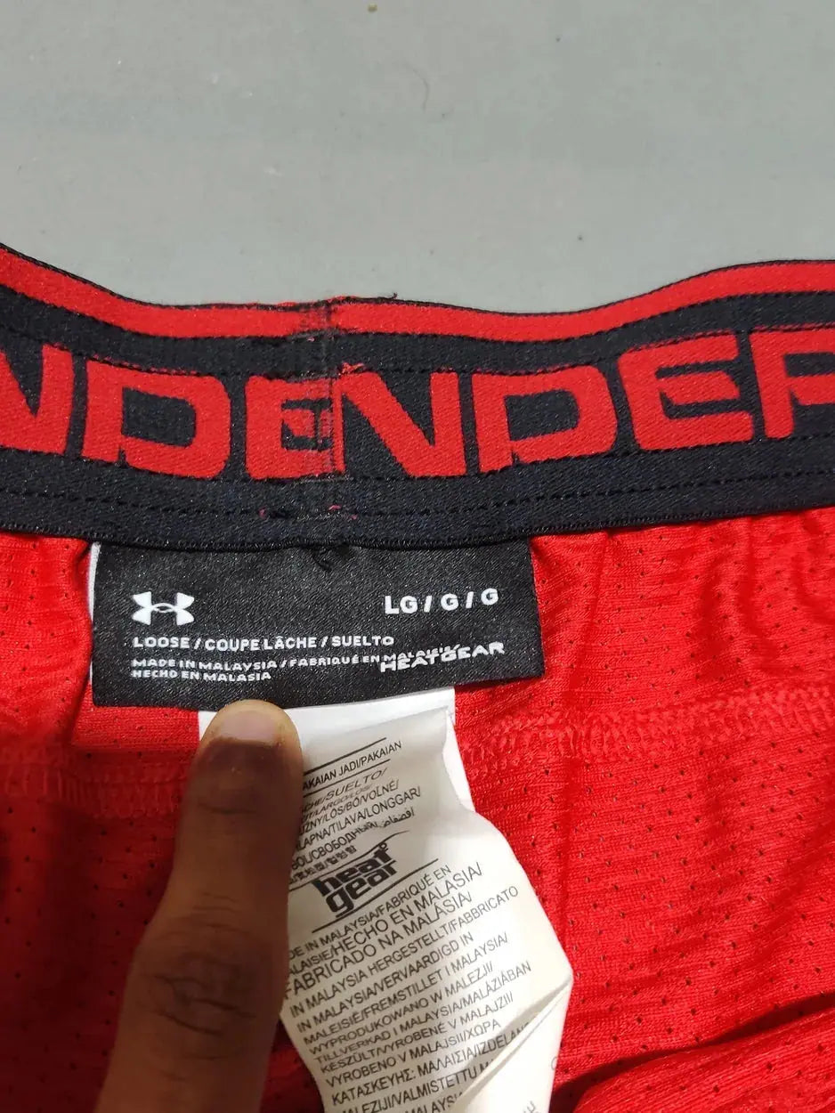 Under Armour Men Sport Red Short – Preloved Labels (view 3)