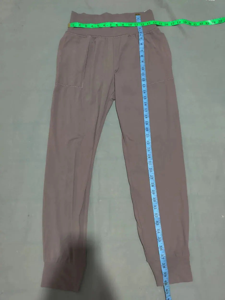 Athleta Women Maroon Sport Tights – Preloved Labels (view 4)