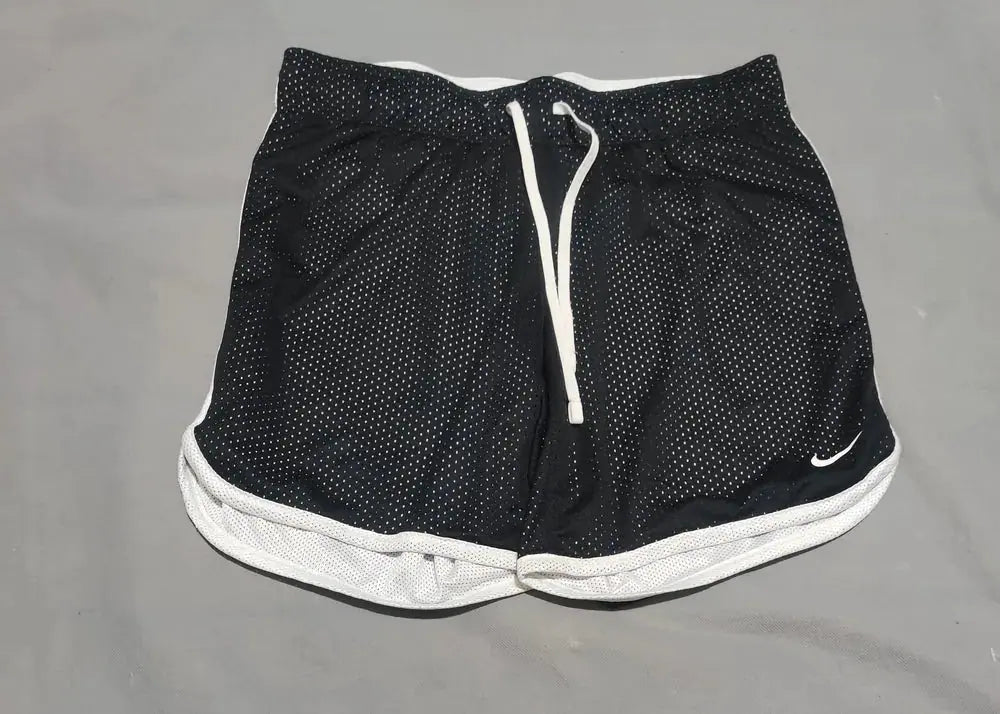 Nike Dri Fit Women Black Sport Short – Preloved Labels (view 2)