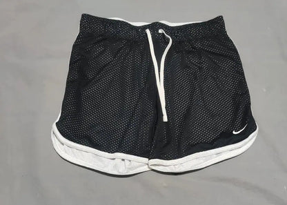 Nike Dri Fit Women Black Sport Short – Preloved Labels (view 2)