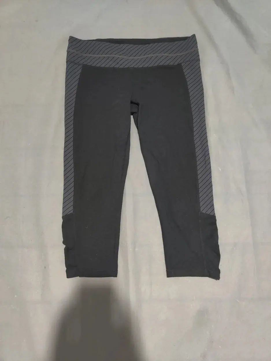Athleta Women Black Sport Tights – Preloved Labels (view 2)