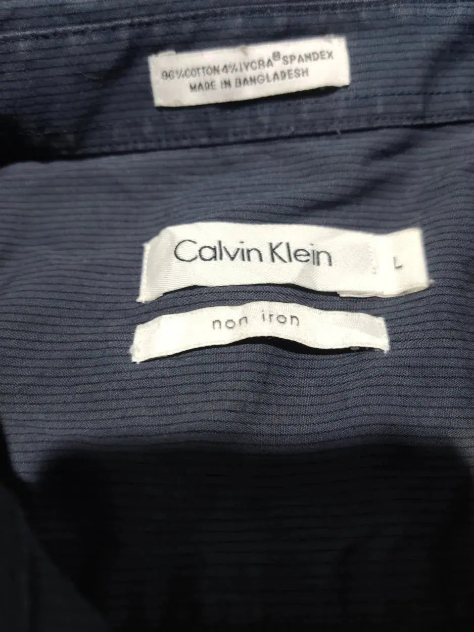 Calvin Klein Men Cotton Gray Shirt L – Preloved Labels (view 3)