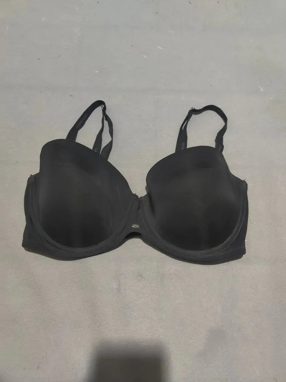 Calvin Klein Women Black Sport Bra – Preloved Labels (view 2)