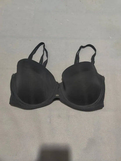 Calvin Klein Women Black Sport Bra – Preloved Labels (view 2)