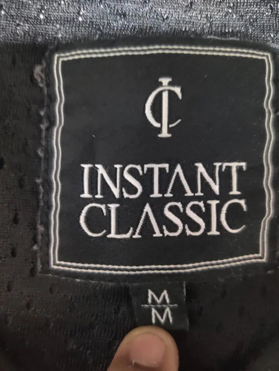 Instant Classic Men Sport Black T Shirt M – Preloved Labels (view 3)