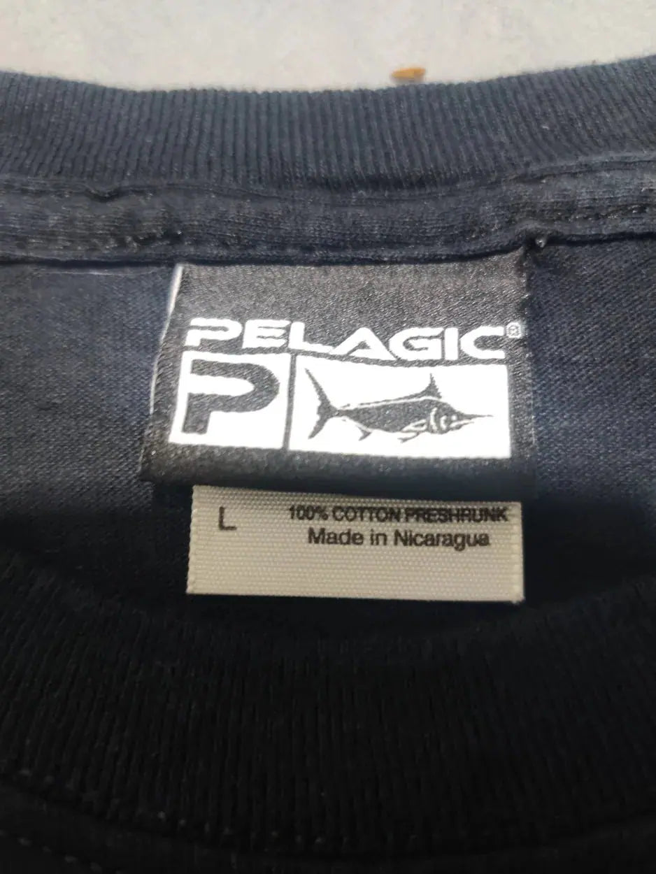 Pelagic Men Cotton Black T Shirt L – Preloved Labels (view 3)