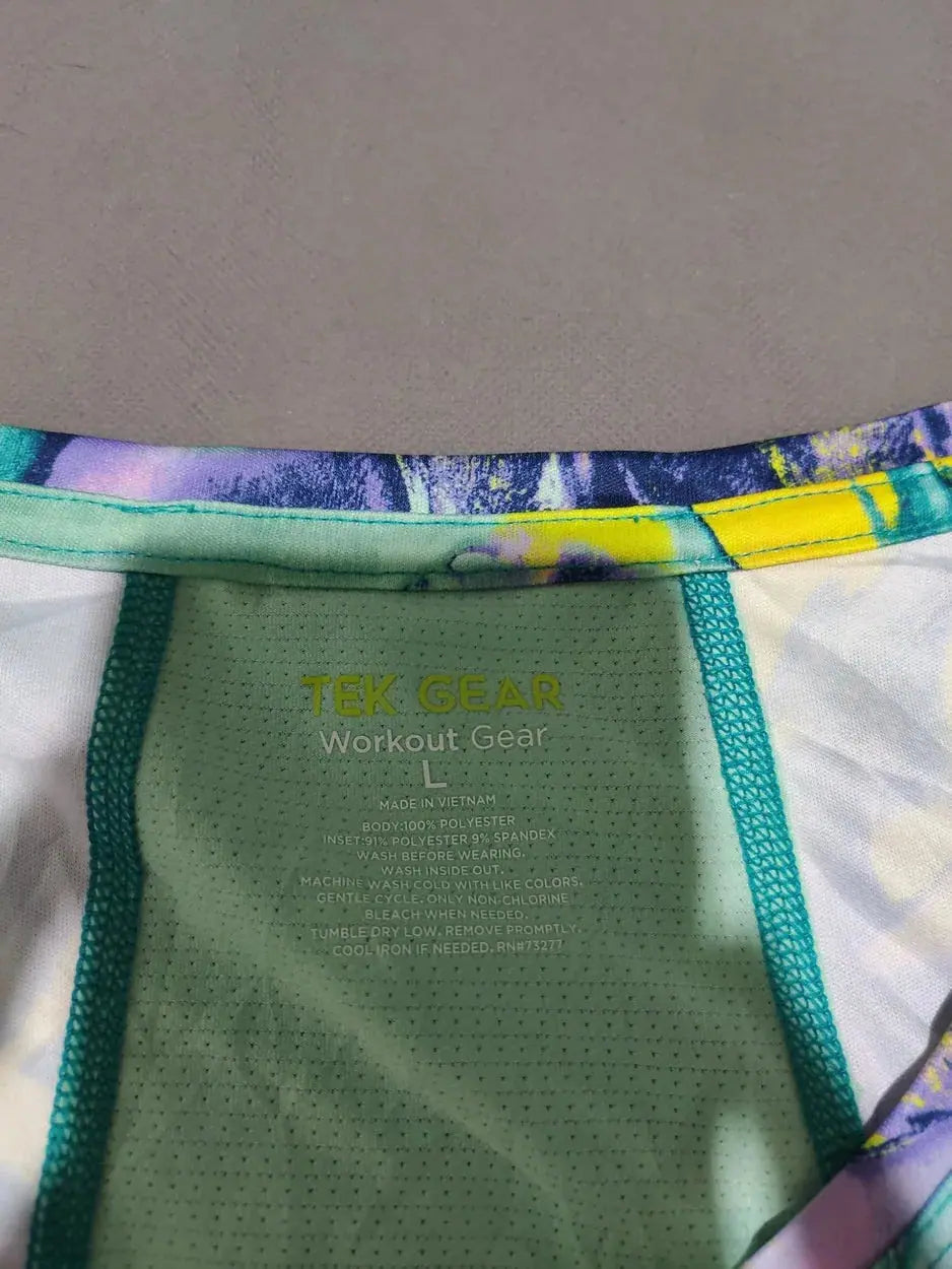 Tek Gear Women Sport Green Vest T Shirt L – Preloved Labels (view 3)