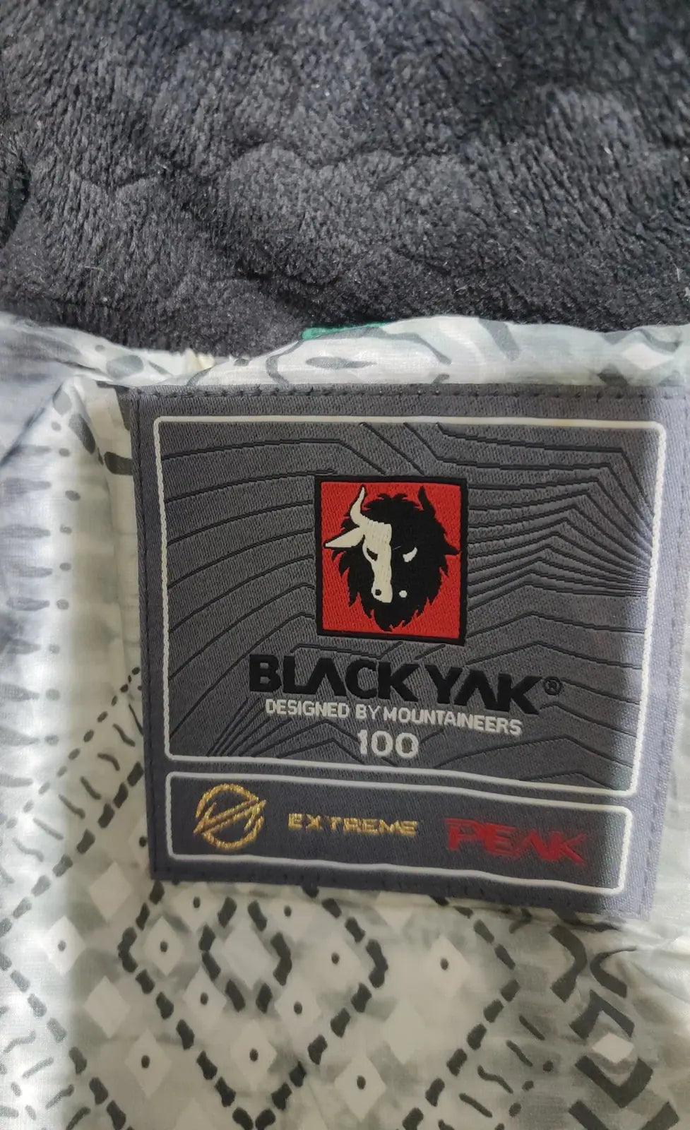 Black Yak Men Heavy Puffer Green Jacket – view 2