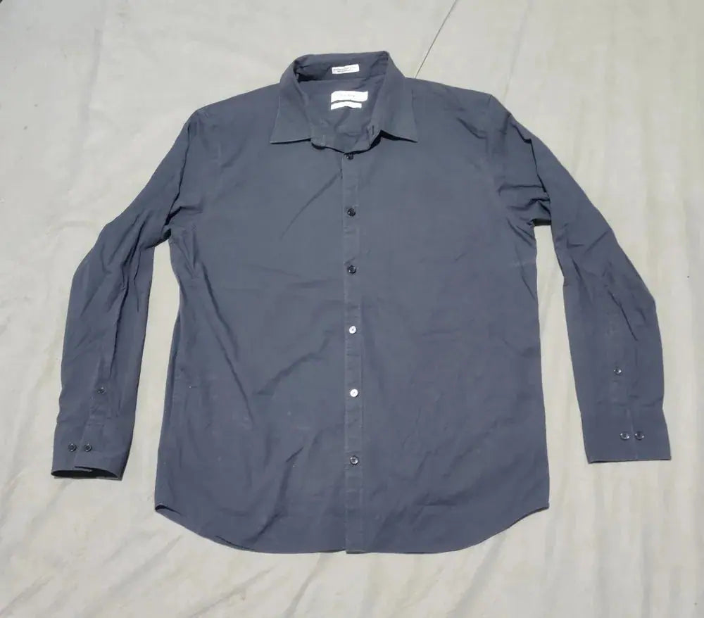 Calvin Klein Men Cotton Gray Shirt L – Preloved Labels (view 2)