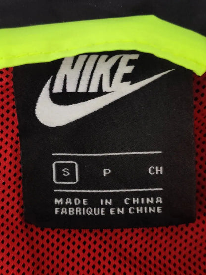 Nike Sport Black Men Windbreaker – Preloved Labels (view 3)