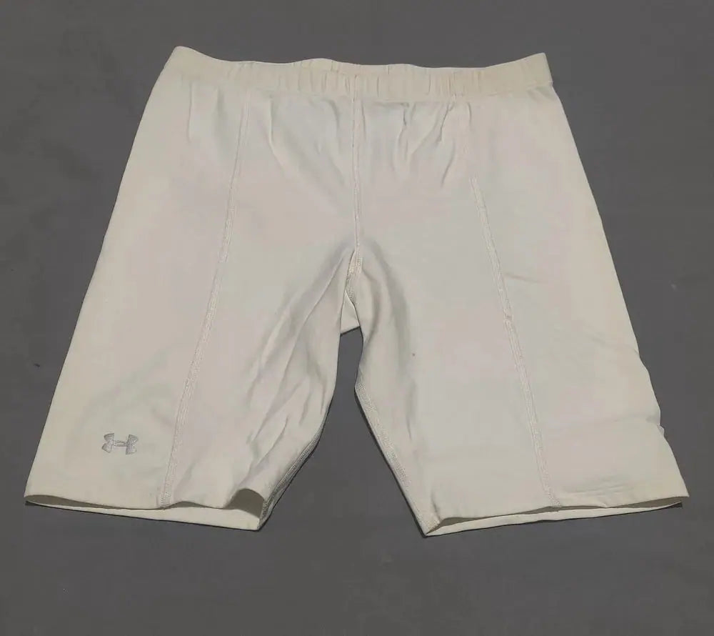Under Armour Women White Sport Short – Preloved Labels (view 2)
