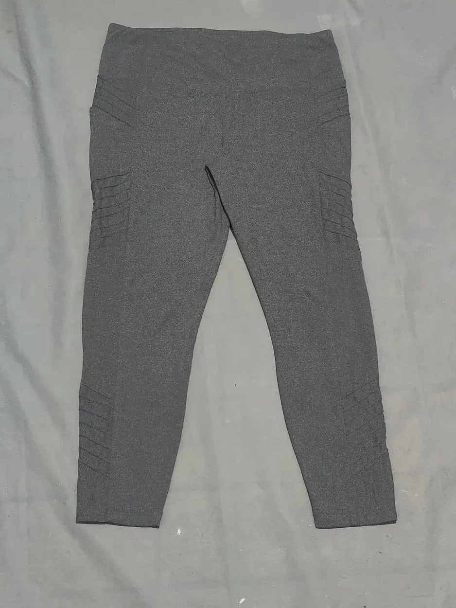 Member's Mark Women Gray Sport Tights – Preloved Labels (view 2)