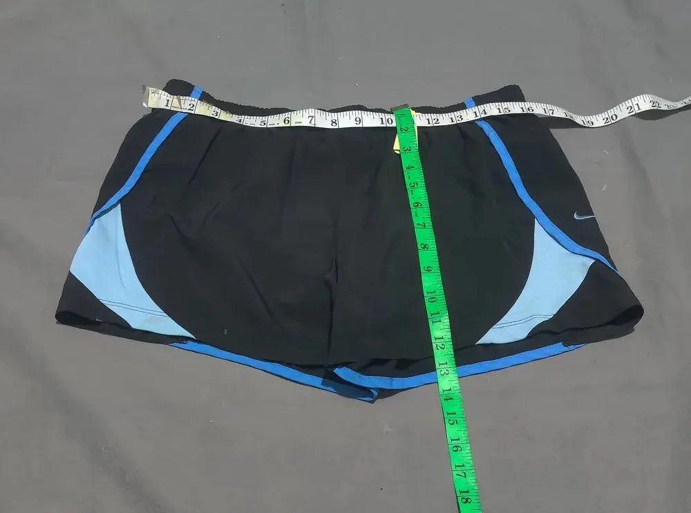 Nike Women Black Sport Short – Preloved Labels (view 4)