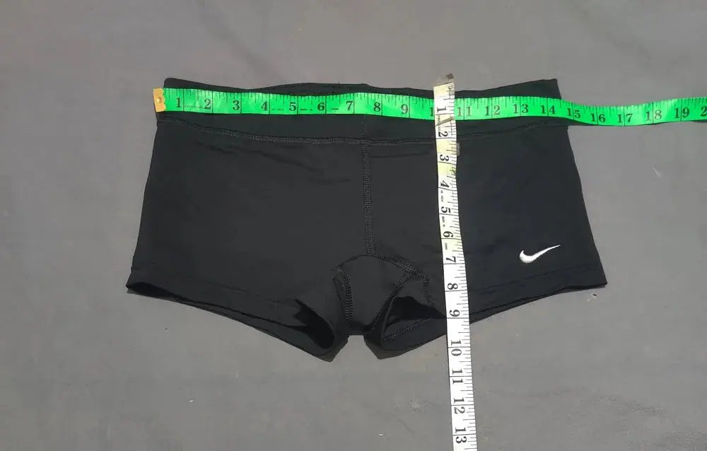 Nike Dri Fit Women Black Sport Short – Preloved Labels (view 4)