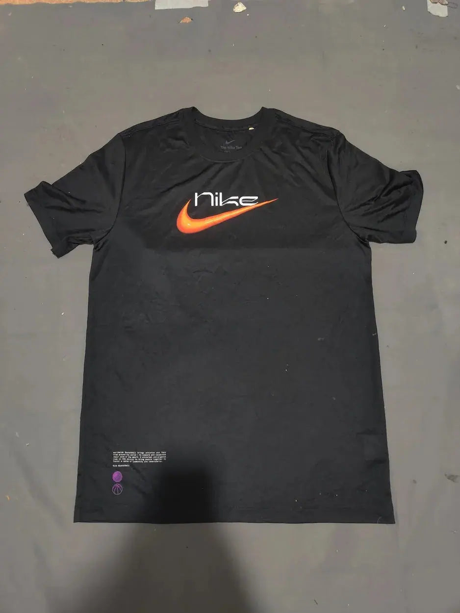 Nike Women Black Sport T Shirt – Preloved Labels (view 2)