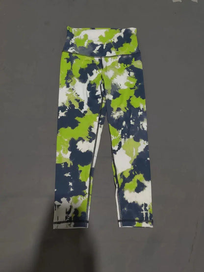 Define Your Inspiration Women Green Sport Tights – Preloved Labels (view 2)