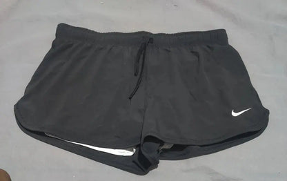 Nike Dri Fit Women Black Sport Short – Preloved Labels (view 2)