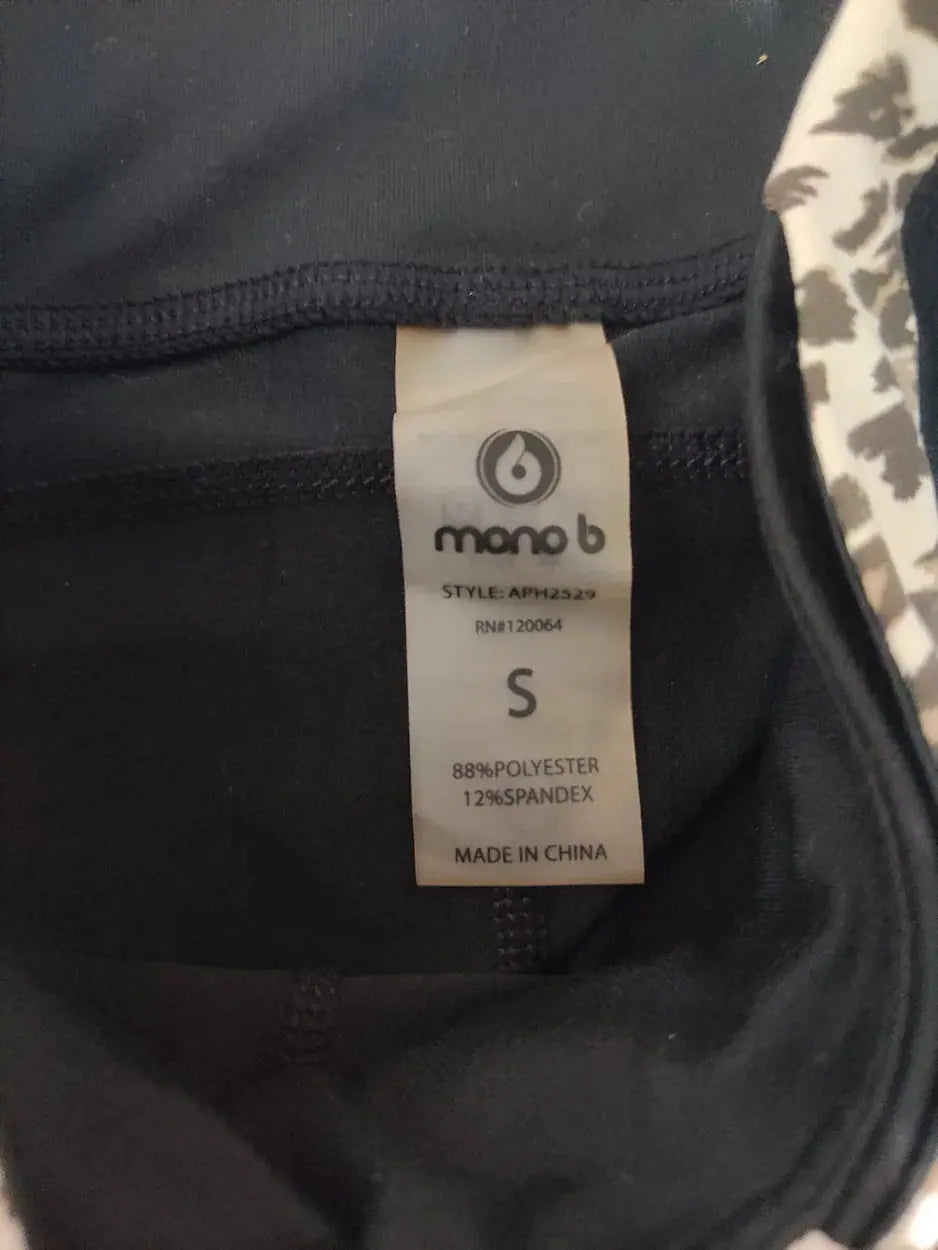 Mono b Women Black Sport Tights – Preloved Labels (view 3)