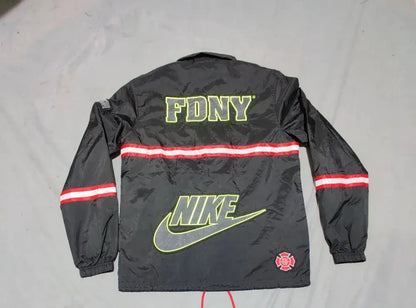 Nike Sport Black Men Windbreaker – Preloved Labels (view 4)